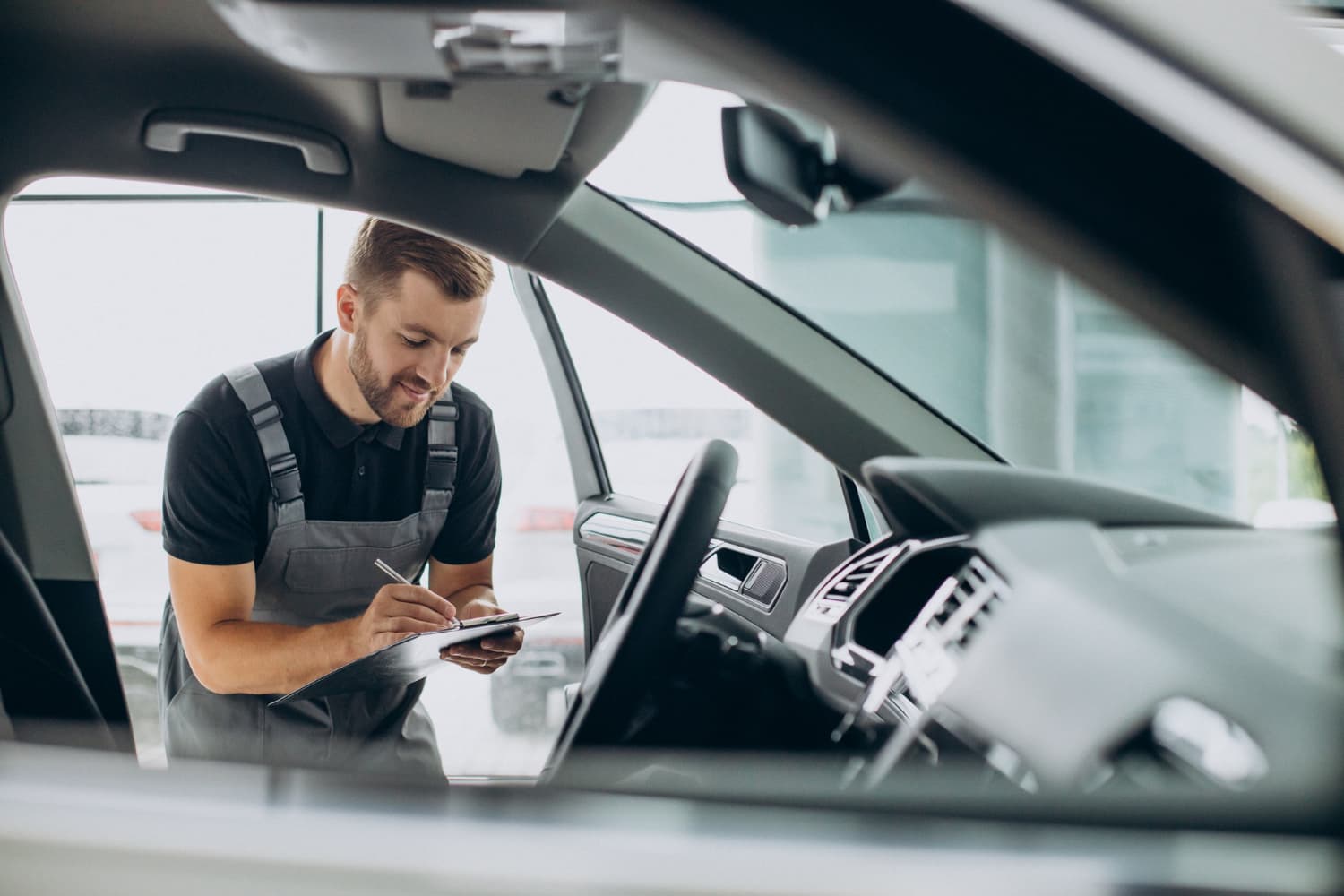 What_should_be_checked_before_returning _the_vehicle_mechanic_checking